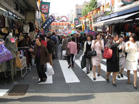 とげぬき地蔵通り