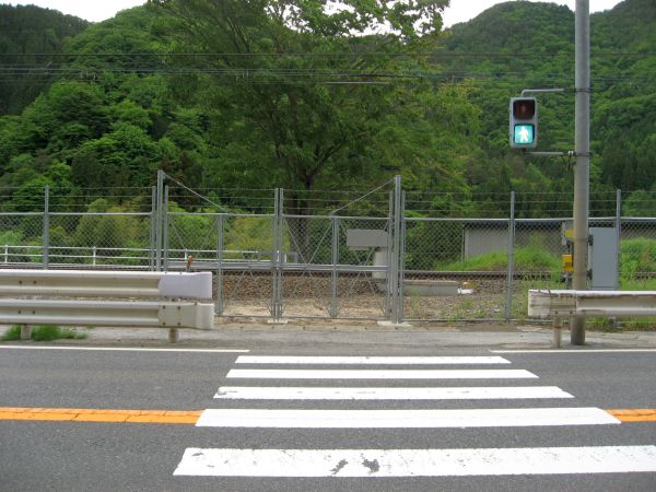 線路に突き当たる