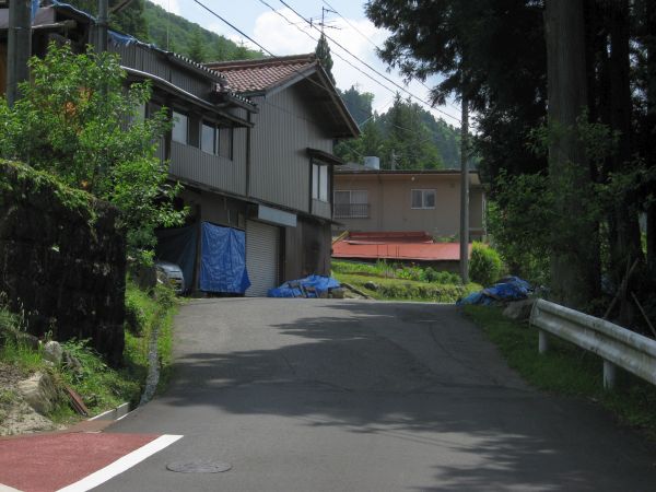 南木曽駅に向かう