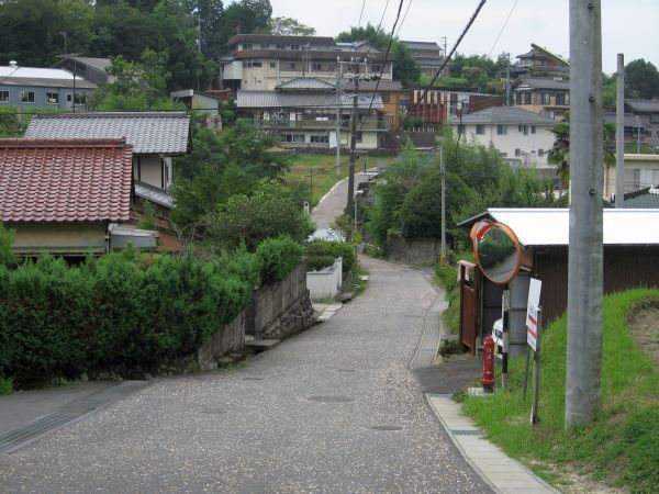 中津川に向かう道