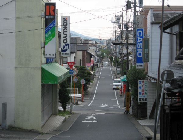 中津川宿に入る