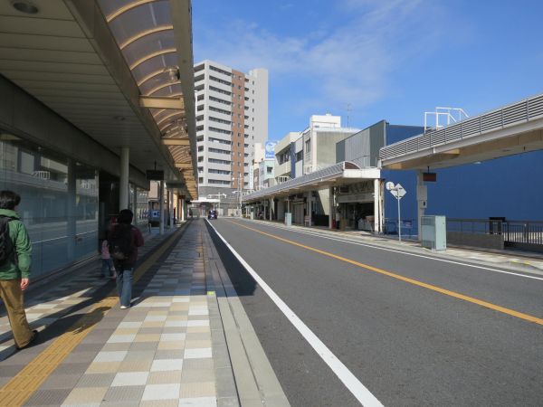 吉原本町駅前