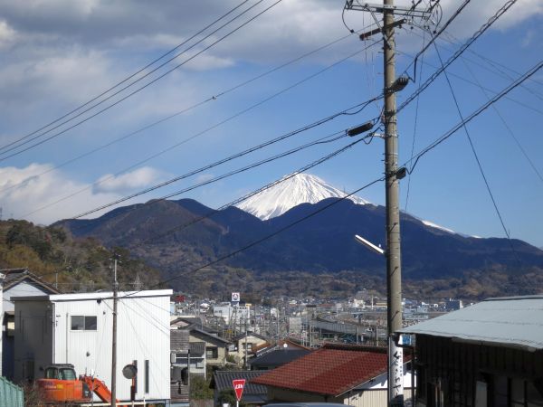 振り返って富士を見る