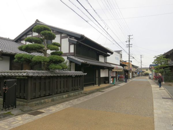 中山儀助氏邸