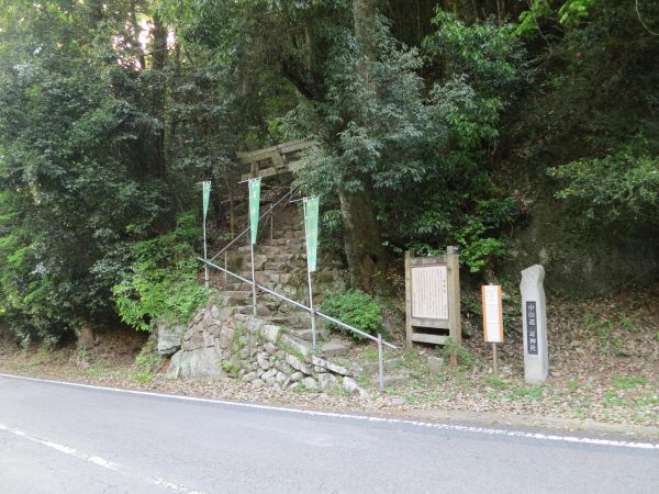 耳神社